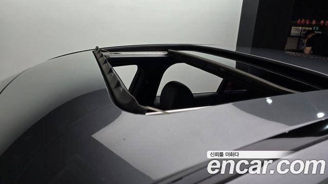 Mercedes-Benz C-Class 2017 — photo 18