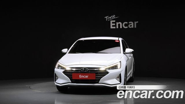 Hyundai AVANTE 2019 — photo 3