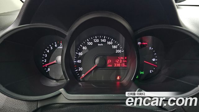 Kia morning 2012 — photo 8