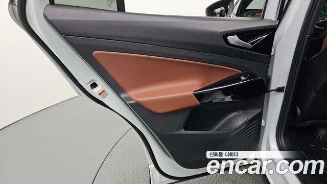 Volkswagen ID.4 2023 — photo 15