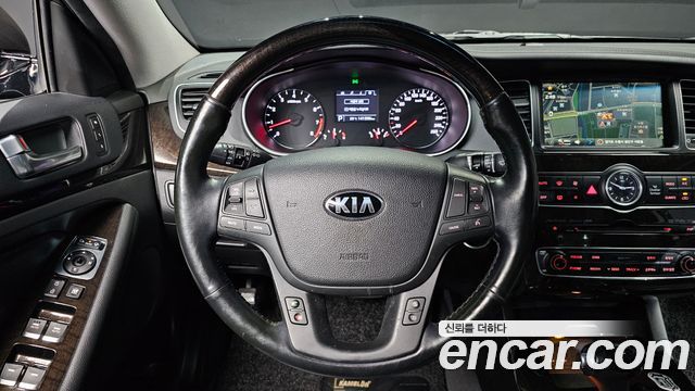 Kia K7 2013 — photo 19