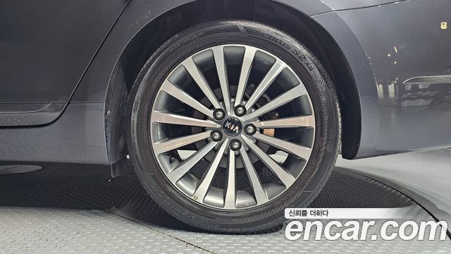 Kia K7 2013 — photo 7
