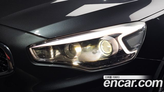 Kia K7 2013 — photo 8