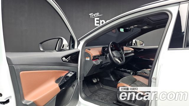 Volkswagen ID.4 2023 — photo 13
