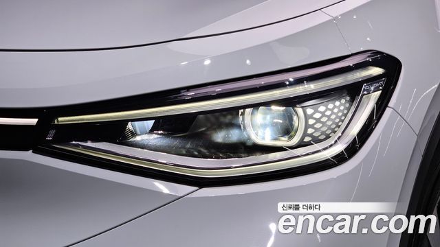 Volkswagen ID.4 2023 — photo 8