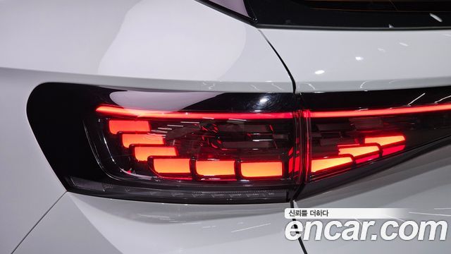 Volkswagen ID.4 2023 — photo 9