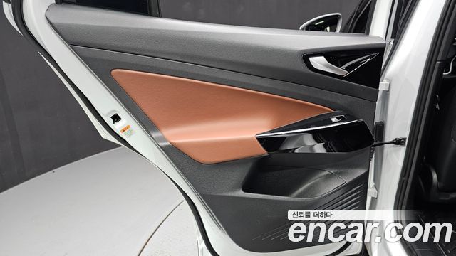 Volkswagen ID.4 2023 — photo 15