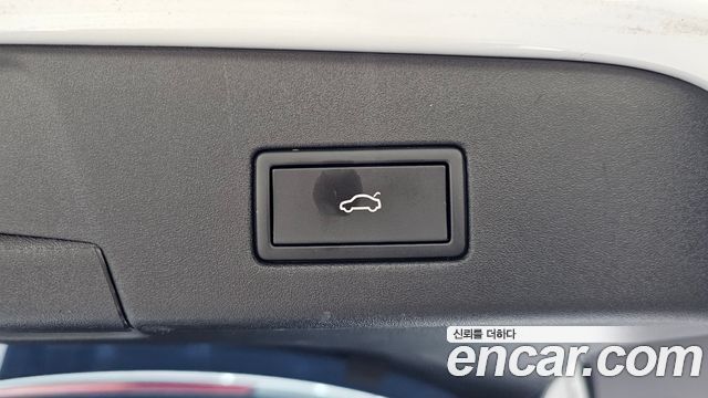 Volkswagen ID.4 2023 — photo 32