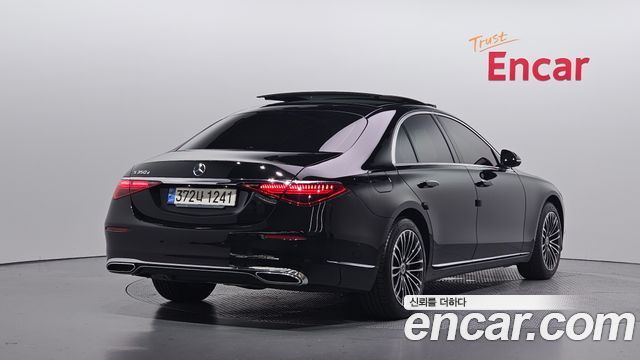 Mercedes-Benz S-Class 2022 — photo 2