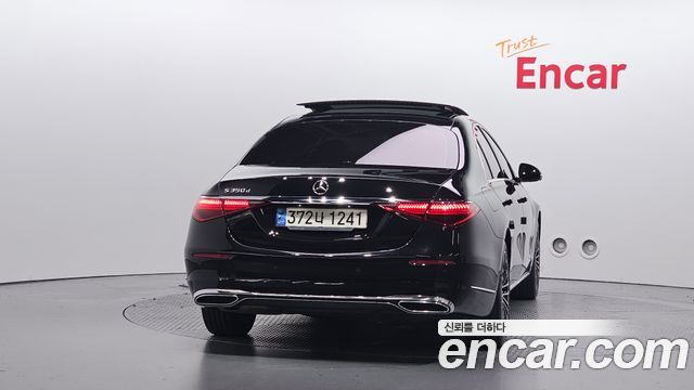 Mercedes-Benz S-Class 2022 — photo 4