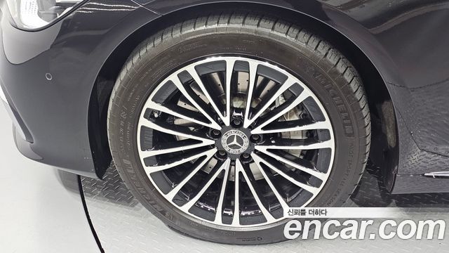 Mercedes-Benz S-Class 2022 — photo 5
