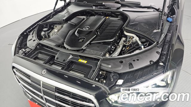 Mercedes-Benz S-Class 2022 — photo 6
