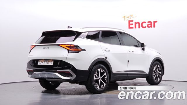 Kia Sportage 2023 — photo 2
