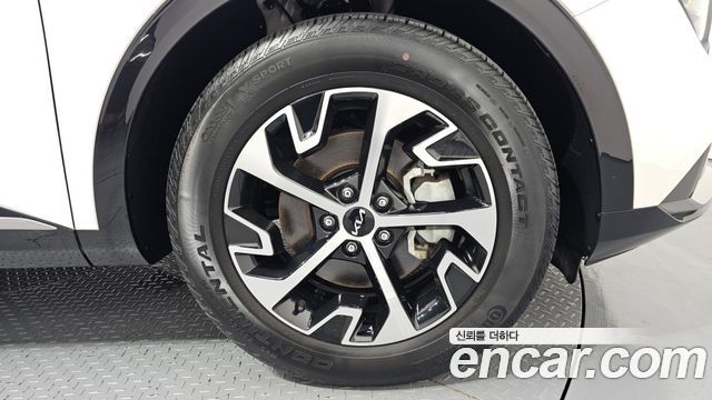 Kia Sportage 2023 — photo 7