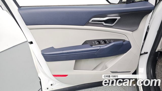 Kia Sportage 2023 — photo 14