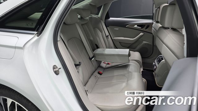 Audi A6 2016 — photo 11