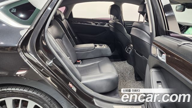 Genesis G80 2018 — photo 12