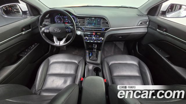 Hyundai AVANTE 2020 — photo 10
