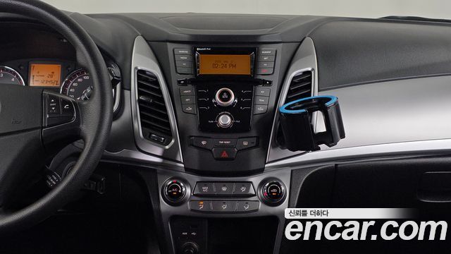 KG Mobility KORANDO 2015 — photo 20