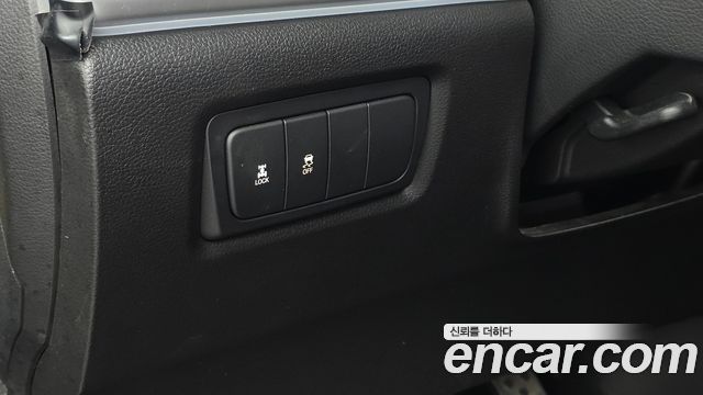 KG Mobility KORANDO 2015 — photo 24