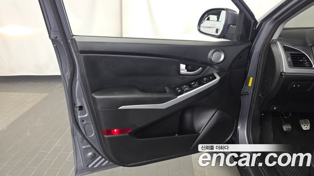KG Mobility KORANDO 2015 — photo 14