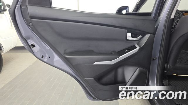 KG Mobility KORANDO 2015 — photo 15
