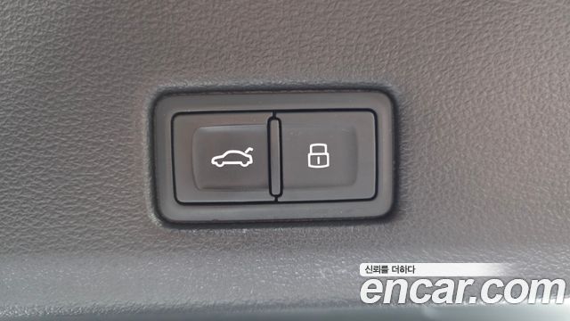 Audi A7 2022 — photo 26
