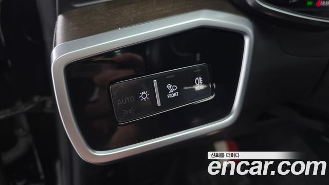 Audi A7 2022 — photo 30