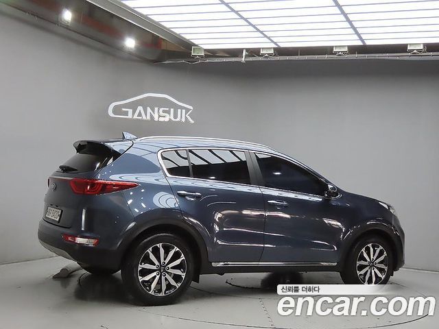 Kia Sportage 2018 — photo 4