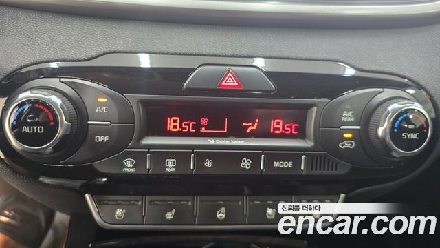 Kia Sorento 2015 — photo 11