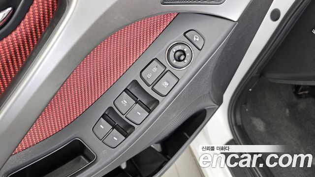 Hyundai AVANTE 2012 — photo 23