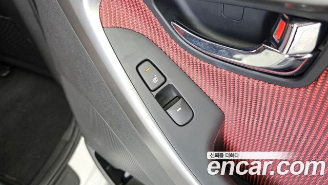 Hyundai AVANTE 2012 — photo 24