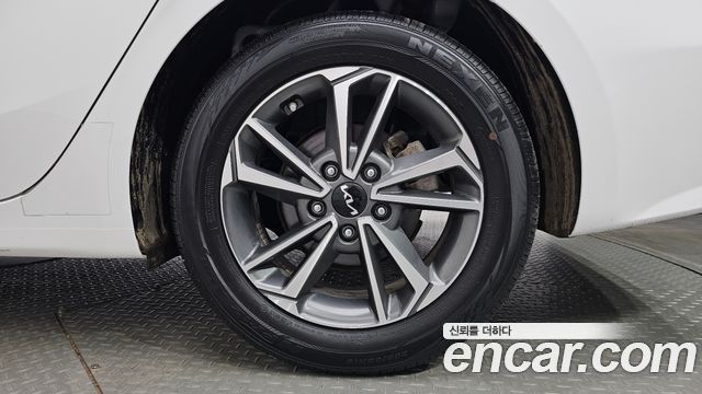 Kia K3 2024 — photo 7