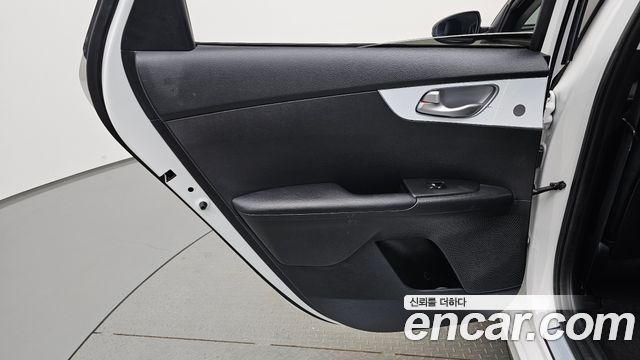 Kia K3 2024 — photo 15