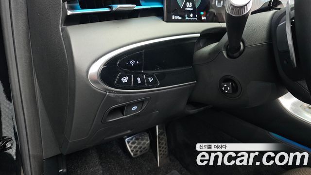 Genesis GV70 2025 — photo 24