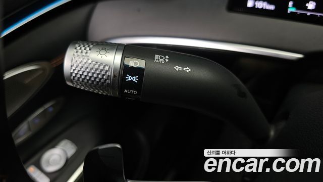 Genesis GV70 2025 — photo 31