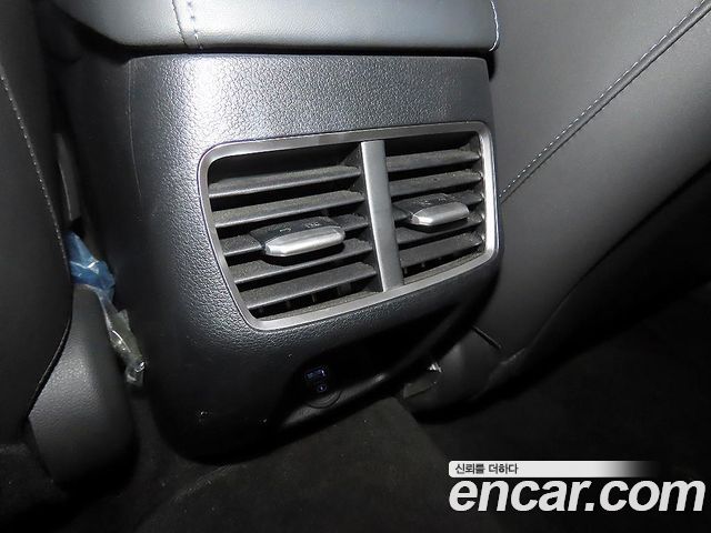 Hyundai Sonata 2022 — photo 17