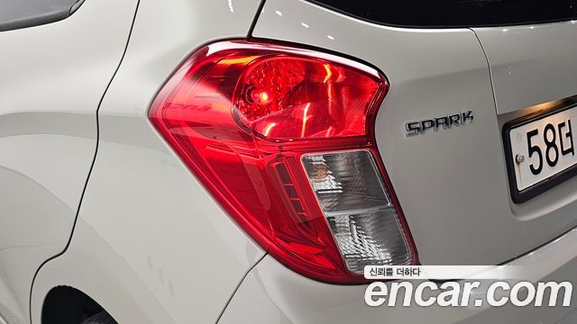 Chevrolet Korea Spark 2016 — photo 9