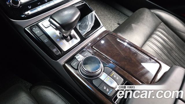 Genesis EQ900 2016 — photo 12
