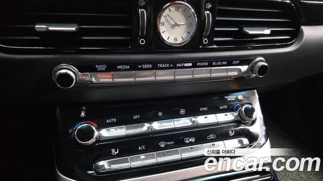 Genesis EQ900 2016 — photo 22