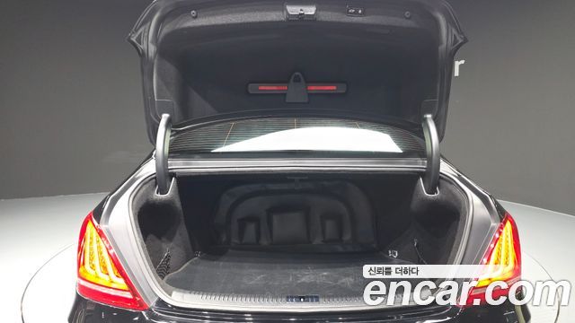 Genesis EQ900 2016 — photo 26