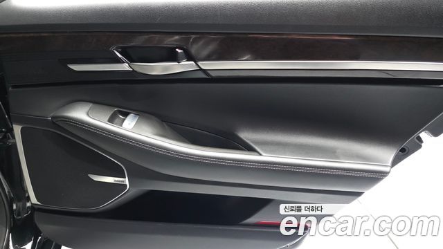 Genesis EQ900 2016 — photo 15