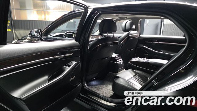 Genesis EQ900 2016 — photo 16