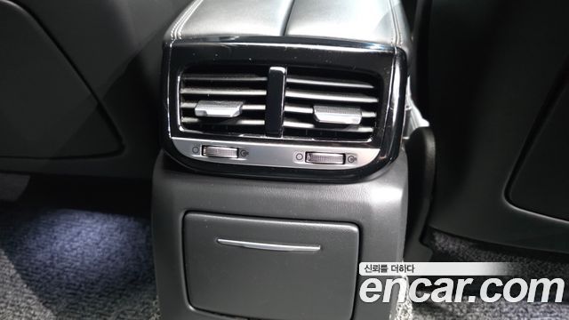 Genesis EQ900 2016 — photo 36