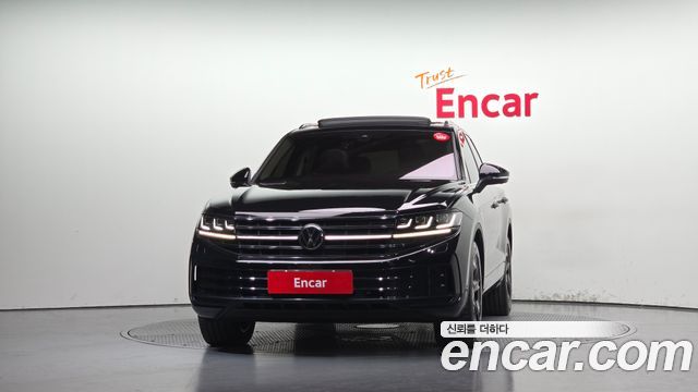 Volkswagen Touareg 2024 — photo 3