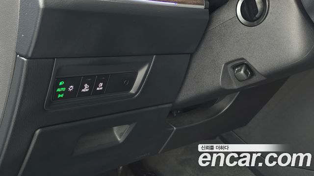 Volkswagen Touareg 2024 — photo 30