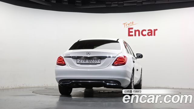Mercedes-Benz C-Class 2016 — photo 4