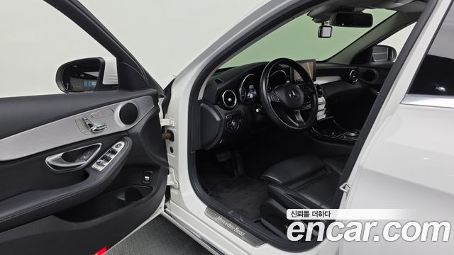 Mercedes-Benz C-Class 2016 — photo 10