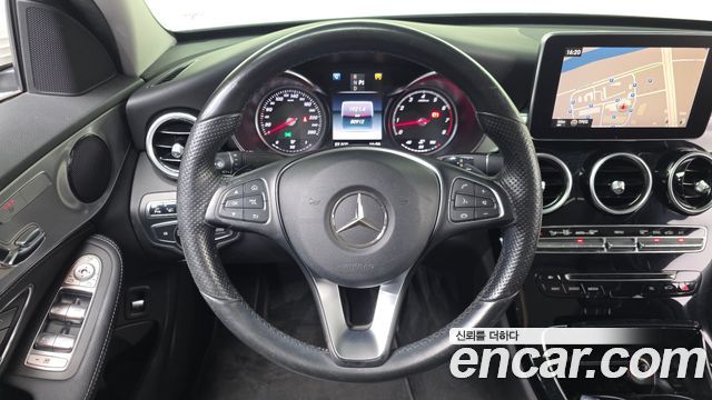Mercedes-Benz C-Class 2016 — photo 13
