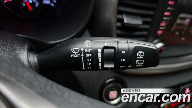 Kia Sorento 2018 — photo 29
